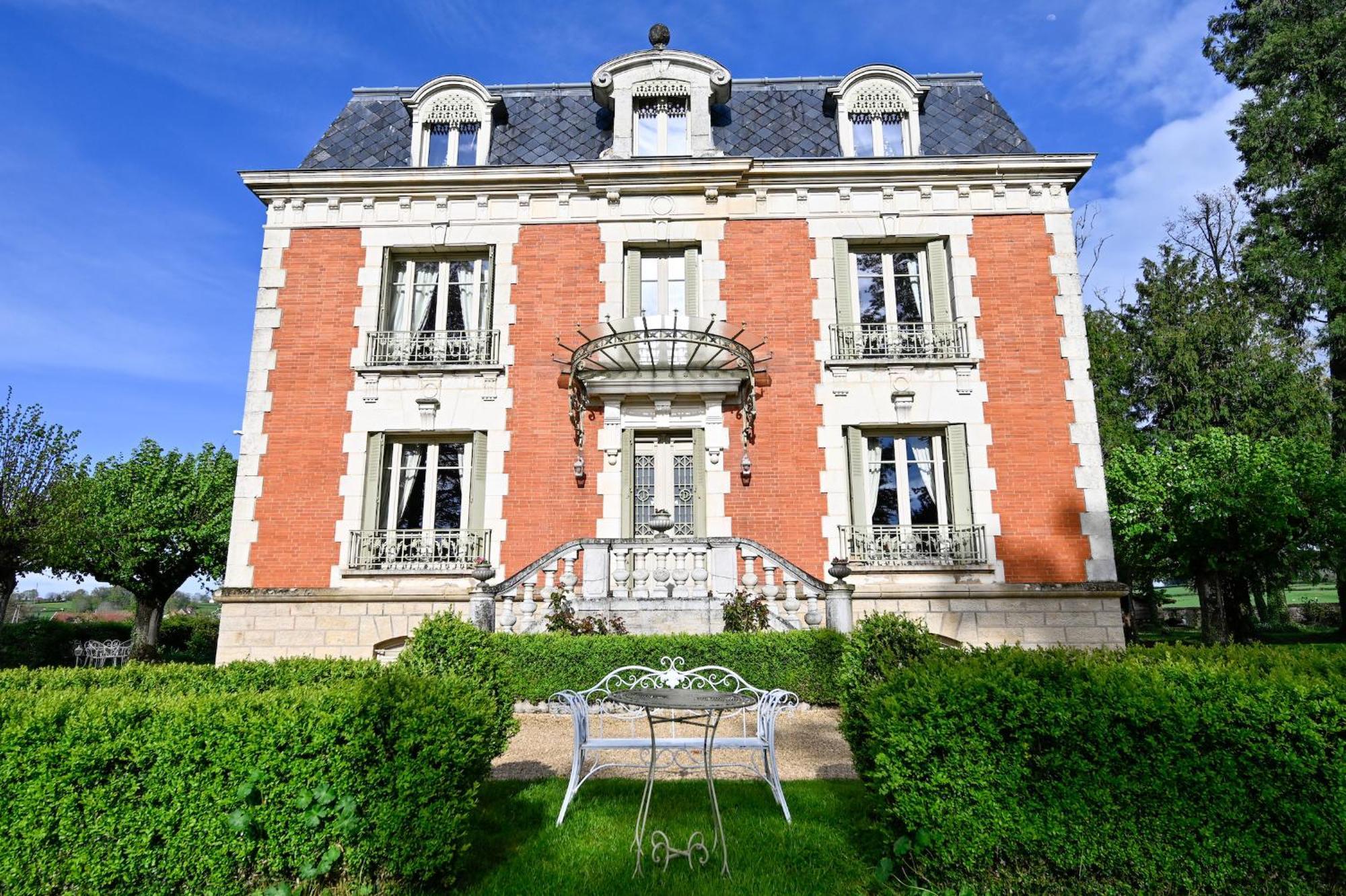 Chateau De La Chaix Saint-Christophe-en-Brionnais Eksteriør bilde